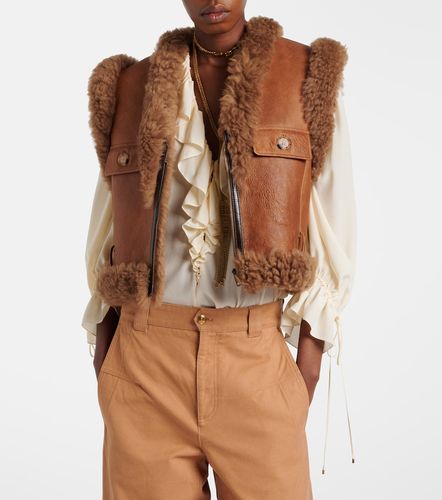 Chloé Cropped-Weste aus Leder mit Shearling - Chloe - Modalova