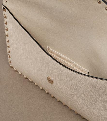 Rockstud Large leather pouch - Valentino Garavani - Modalova