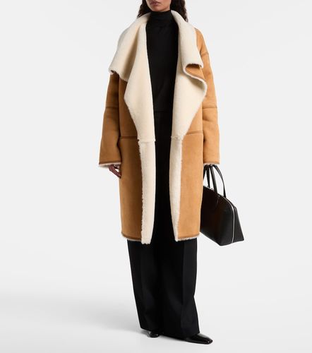 Toteme Shearling-trimmed suede coat - Toteme - Modalova