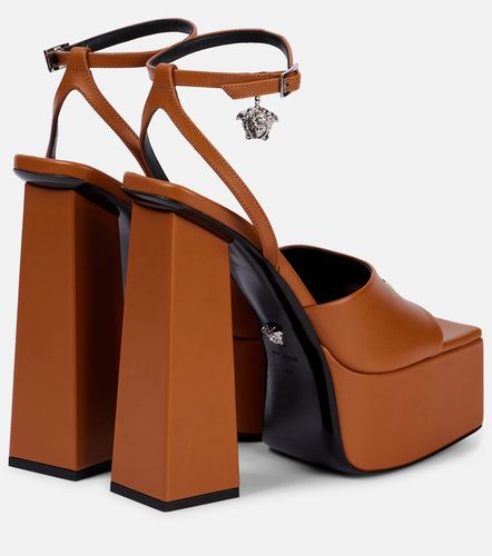 Leather platform sandals - Versace - Modalova