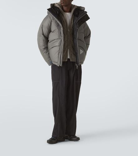 And Wander Logo puffer jacket - And Wander - Modalova