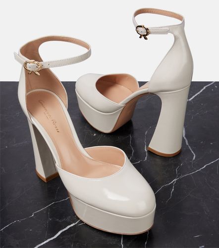 Salones con plataforma Hilary de charol - Gianvito Rossi - Modalova