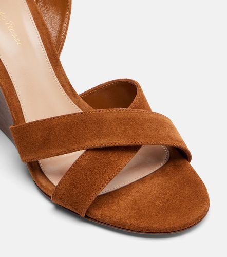 Sandali Ines in suede con zeppa - Gianvito Rossi - Modalova
