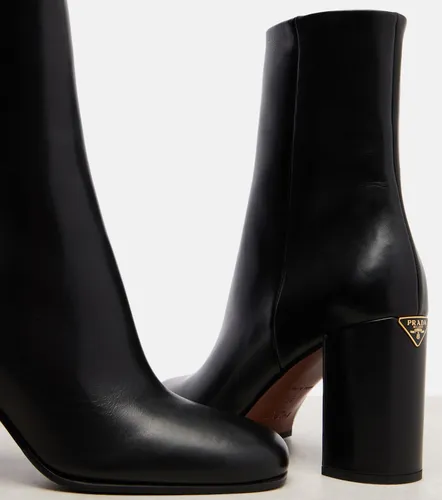 Prada Botines de piel con logo - Prada - Modalova