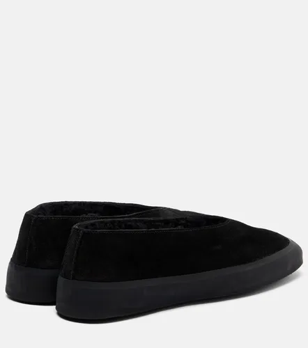 Apres Ski shearling-lined suede ballet flats - Le Monde Beryl - Modalova