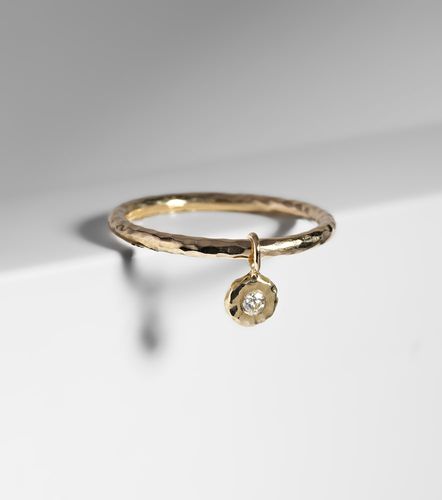 Anillo Nesting Gem de oro de 18 ct con diamante - Octavia Elizabeth - Modalova