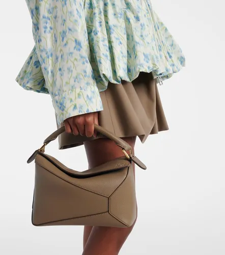 Puzzle Edge Small leather top-handle bag - Loewe - Modalova