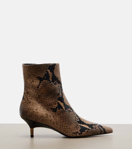 Bella snake-effect leather ankle boots - Khaite - Modalova