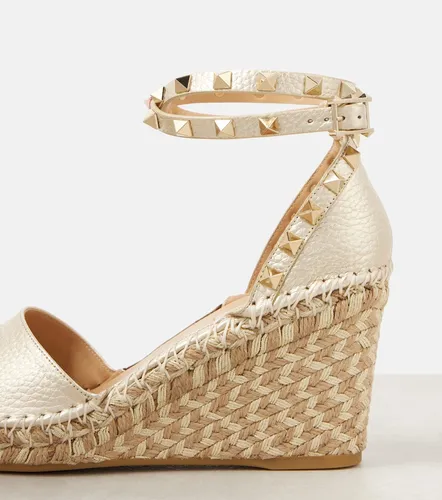 Rockstud leather espadrille wedges - Valentino Garavani - Modalova