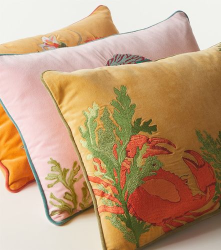 Cuscino in velluto di cotone con ricamo - Les-Ottomans - Modalova