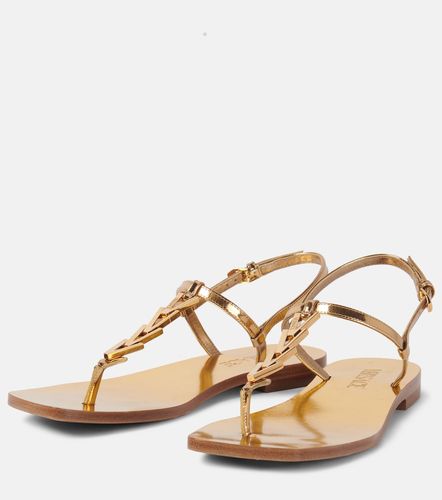 Sandalias de piel metalizada - Versace - Modalova