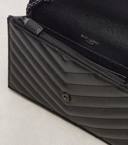 Cassandre Envelope Small leather wallet on chain - Saint Laurent - Modalova