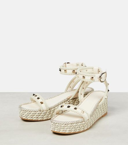 Rockstud leather wedge espadrilles - Valentino Garavani - Modalova