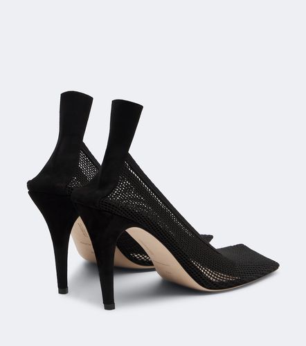 Edge Stretch suede-trimmed mesh pumps - Christen - Modalova
