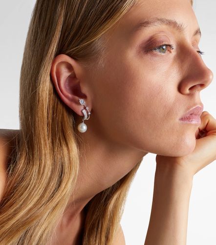 Pendientes Pearlescent de oro blanco de 18 ct con diamantes y perlas - Yeprem - Modalova