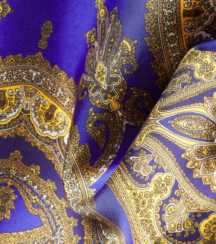 Sciarpa in seta con stampa - Saint Laurent - Modalova