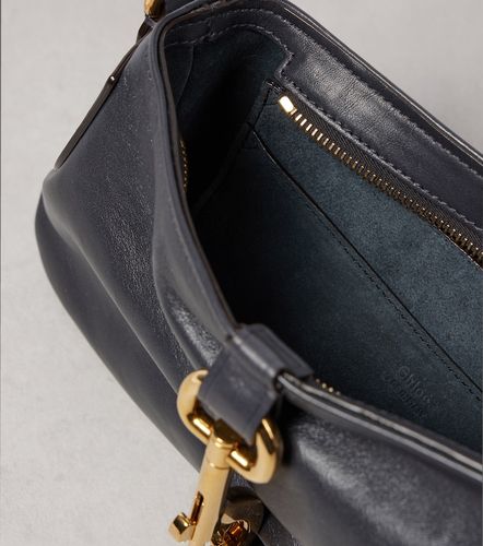 Kerala 25 Small leather shoulder bag - Chloe - Modalova