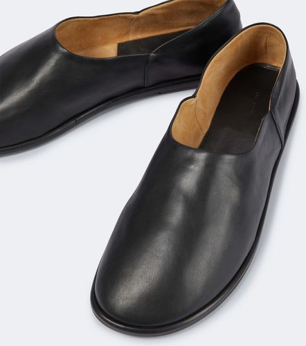 The Row Canal slip-on leather shoes - The Row - Modalova