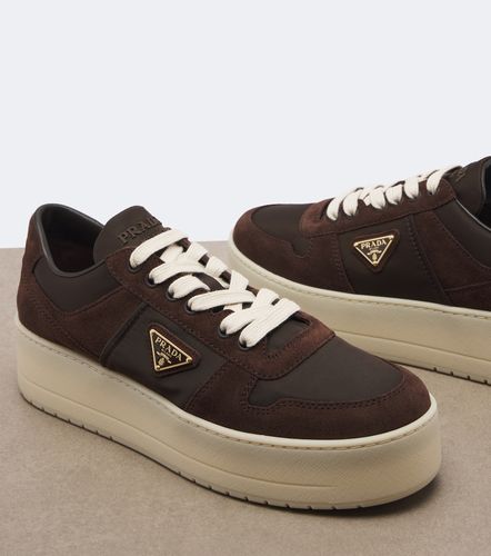 Plateau-Sneakers Downtown Bold mit Veloursleder - Prada - Modalova