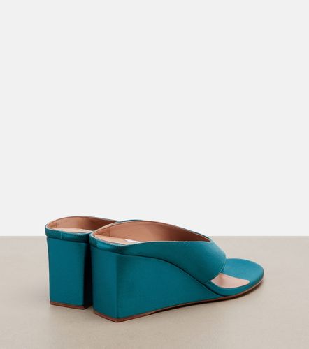 Alaïa Sandalias con cuña Cube de satén - Alaia - Modalova