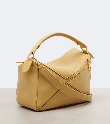 Featherlight Puzzle Large leather top-handle bag - Loewe - Modalova