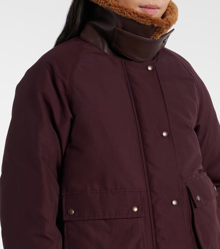 Giacca imbottita in misto cotone con shearling - Loewe - Modalova