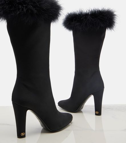 Botas altas Hotty de satén con plumas - Valentino Garavani - Modalova