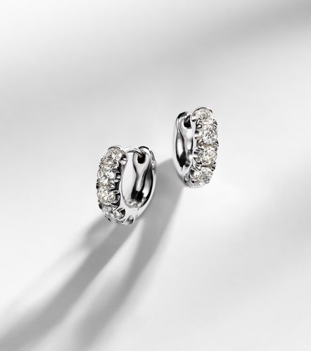 Orecchini Super Duper in oro bianco 14kt con diamanti - Roxanne First - Modalova