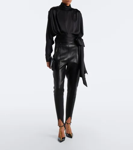 Blusa de satén de seda con lazo - Balmain - Modalova