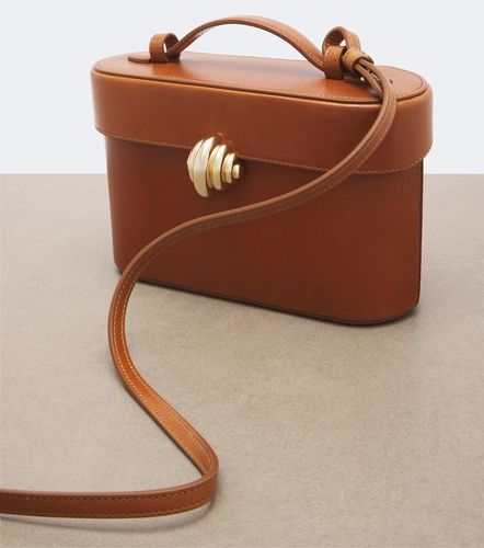 Belgravia Small leather vanity bag - Aquazzura - Modalova