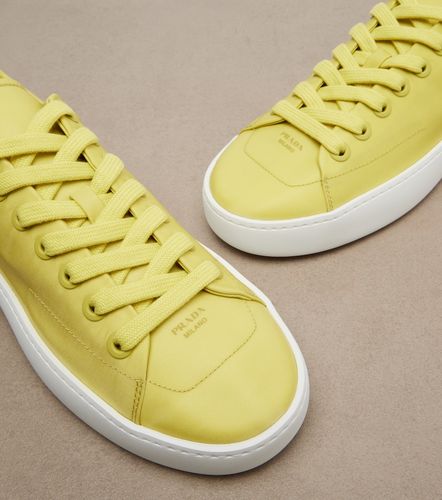 Prada Sneakers Court aus Re-Nylon - Prada - Modalova