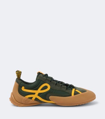 Loewe Sneakers Grip con suede - Loewe - Modalova