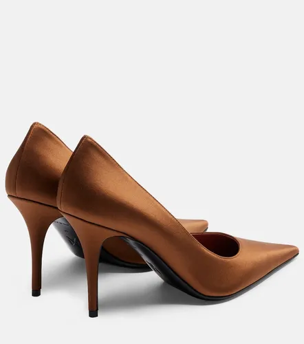 Amina Muaddi Barbara satin pumps - Amina Muaddi - Modalova