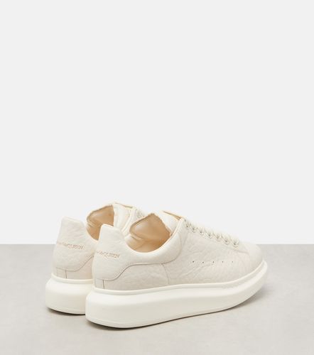 Zapatillas oversized de piel - McQueen - Modalova