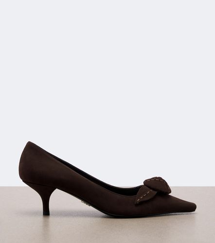 Prada Floral-applique suede pumps - Prada - Modalova