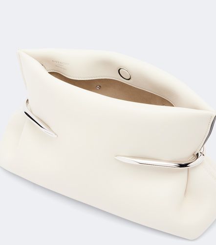 Givenchy Pinch Soft leather clutch - Givenchy - Modalova