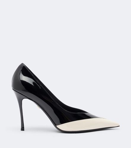 Pumps Yasmin aus Lackleder - Ferragamo - Modalova