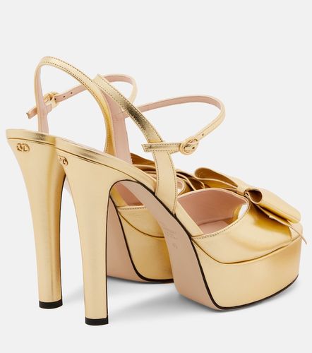 Bowow metallic leather platform sandals - Valentino Garavani - Modalova