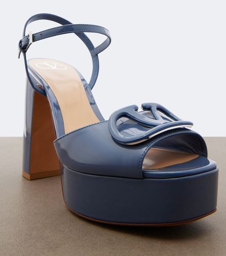 VLogo patent leather platform sandals - Valentino Garavani - Modalova