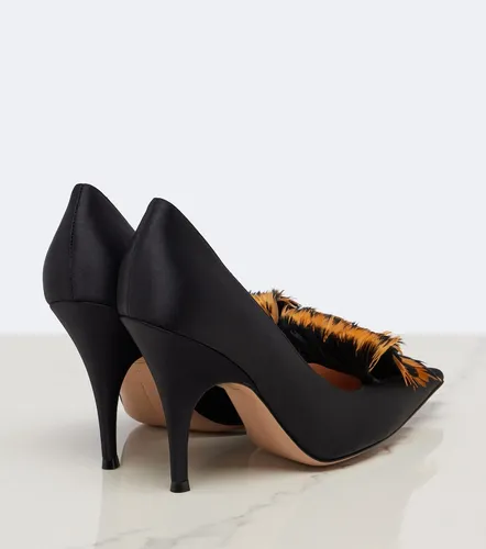 Salones de satén con plumas - Gianvito Rossi - Modalova