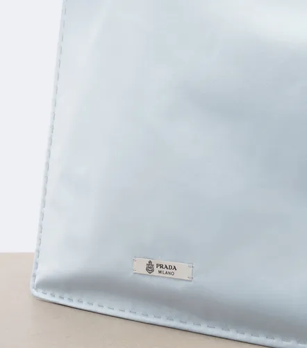 Pouch Wish de seda duquesa - Prada - Modalova