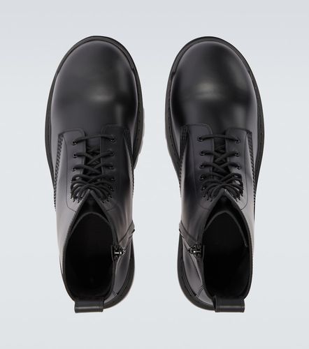 Anfibi Combat Strike in pelle - Balenciaga - Modalova