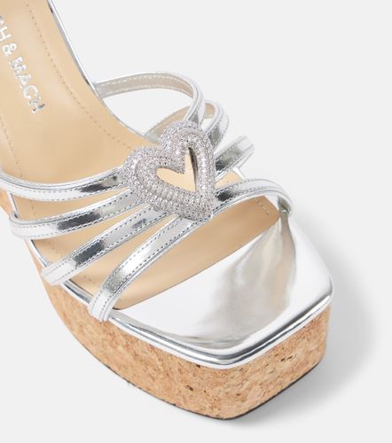 Double Heart metallic leather wedge sandals - Mach & Mach - Modalova