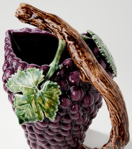 Jarra Grapes de loza - Bordallo Pinheiro - Modalova