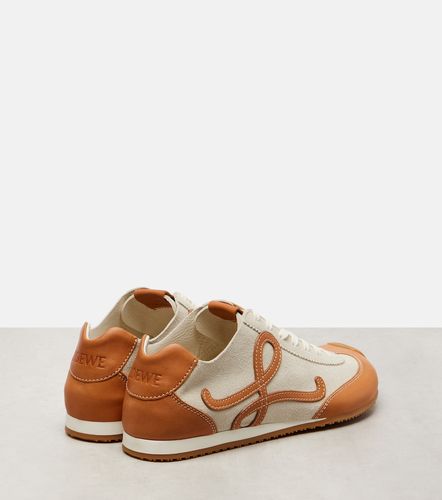 Sneakers Ballet Runner 2.0 in suede - Loewe - Modalova