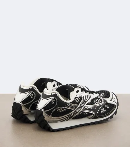Orbit metallic sneakers - Bottega Veneta - Modalova