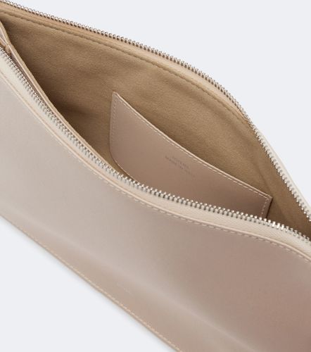 Toteme Threefold satin clutch - Toteme - Modalova