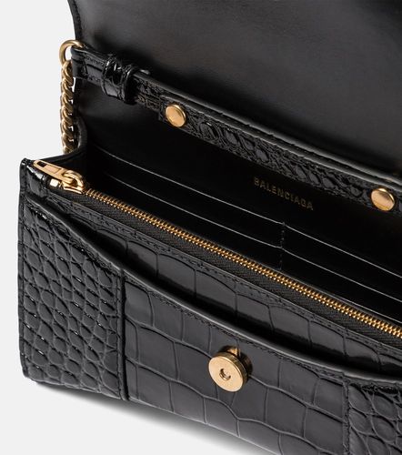 Hourglass croc-effect leather wallet on chain - Balenciaga - Modalova