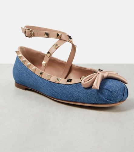 Ballerinas Rockstud aus Denim mit Leder - Valentino Garavani - Modalova