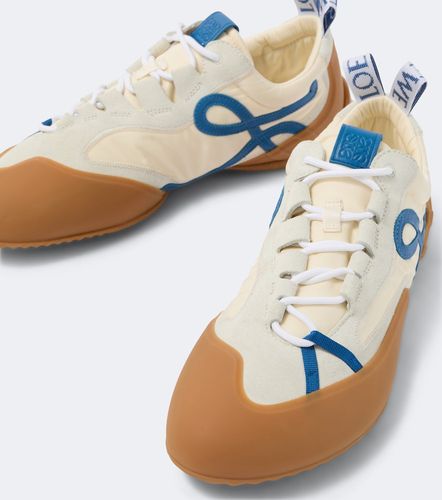 Sneakers Grip Anagram con suede - Loewe - Modalova